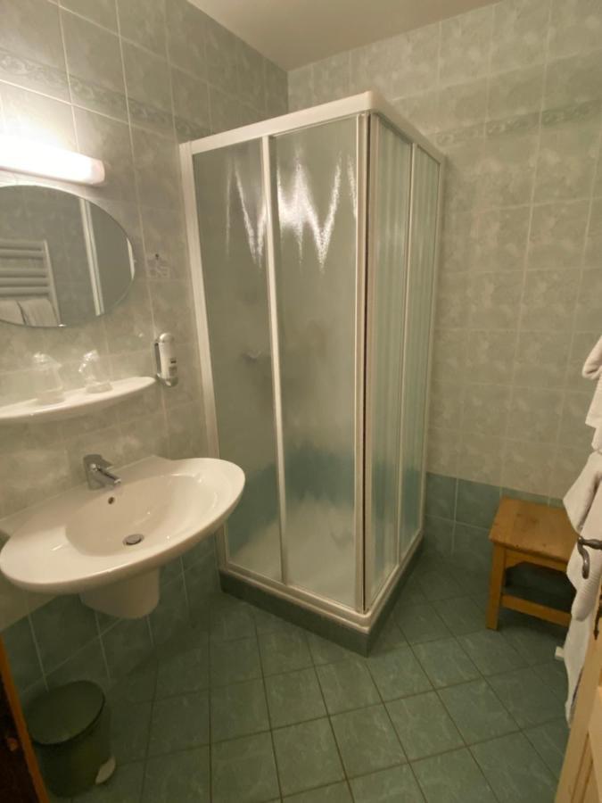 Le Schuss Otel Châtel Dış mekan fotoğraf
