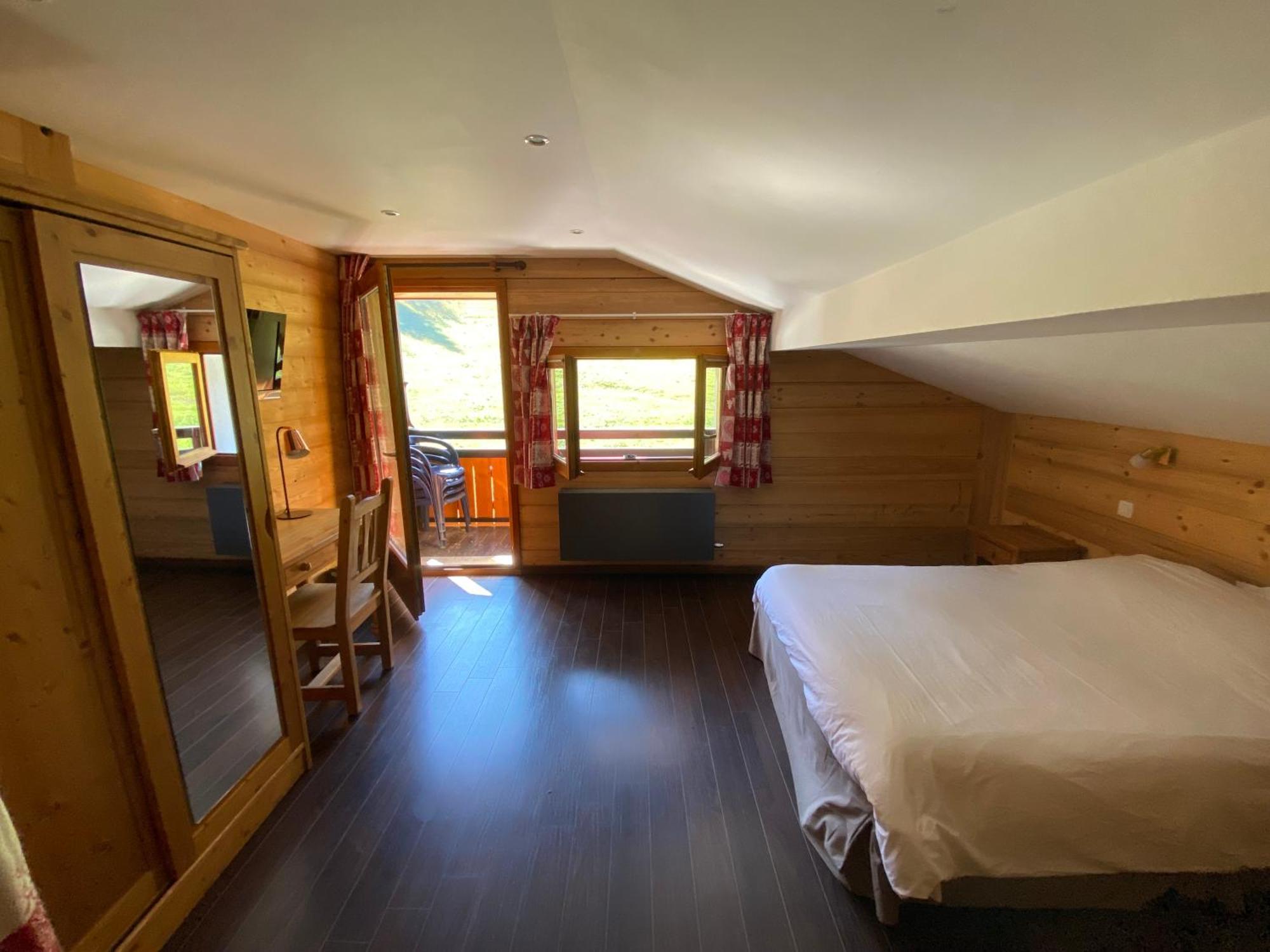 Le Schuss Otel Châtel Dış mekan fotoğraf